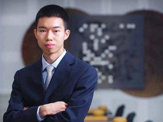 伊人精品视频